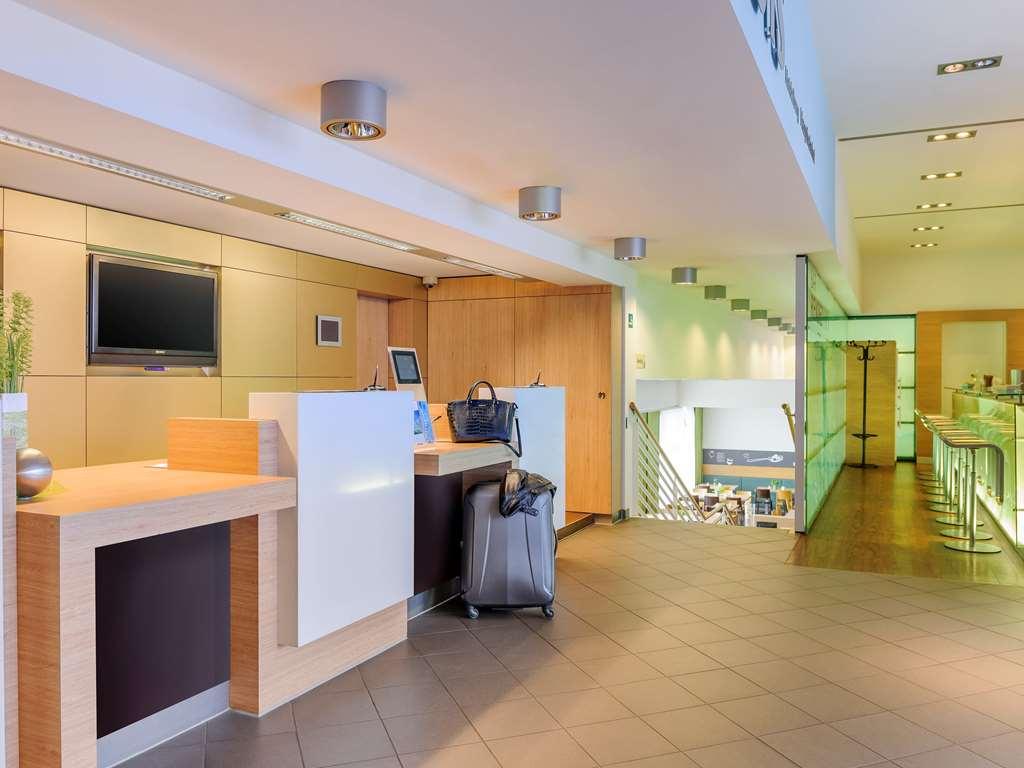 Ibis Heidelberg Hauptbahnhof Hotel Exterior foto